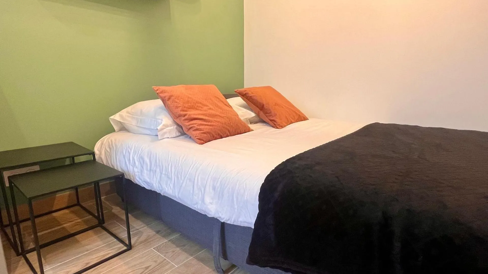 Apartment Fully Equipped - 4 Mins From The Metro *