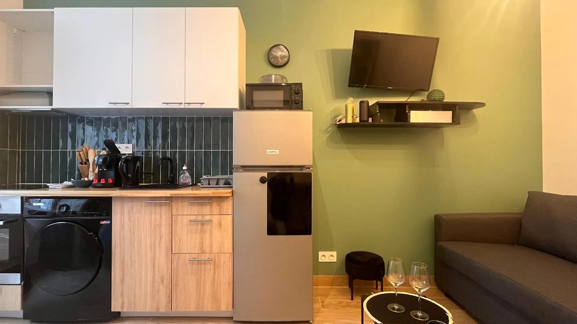 Fully Equipped - 4 Mins From The Metro Appartamento *